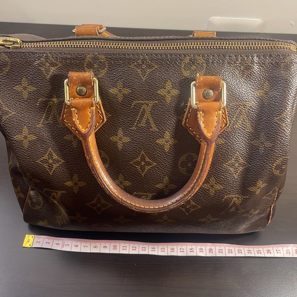 LV Speedy 25 w/ lock and key and dust bag and COA - Picture 16 of 17